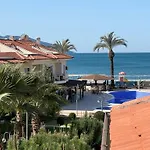 Sunset Club Φετιγιέ