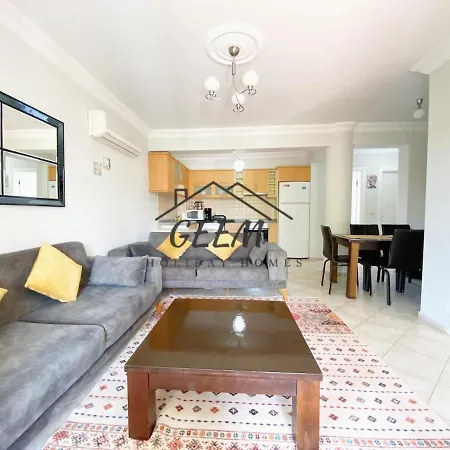 Sunset Club * フェティエ