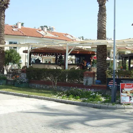 Sunset Club Nyaraló